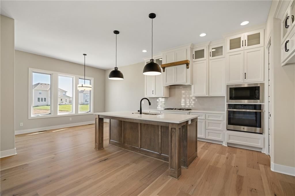 11373 S Emerald Street — photo 2