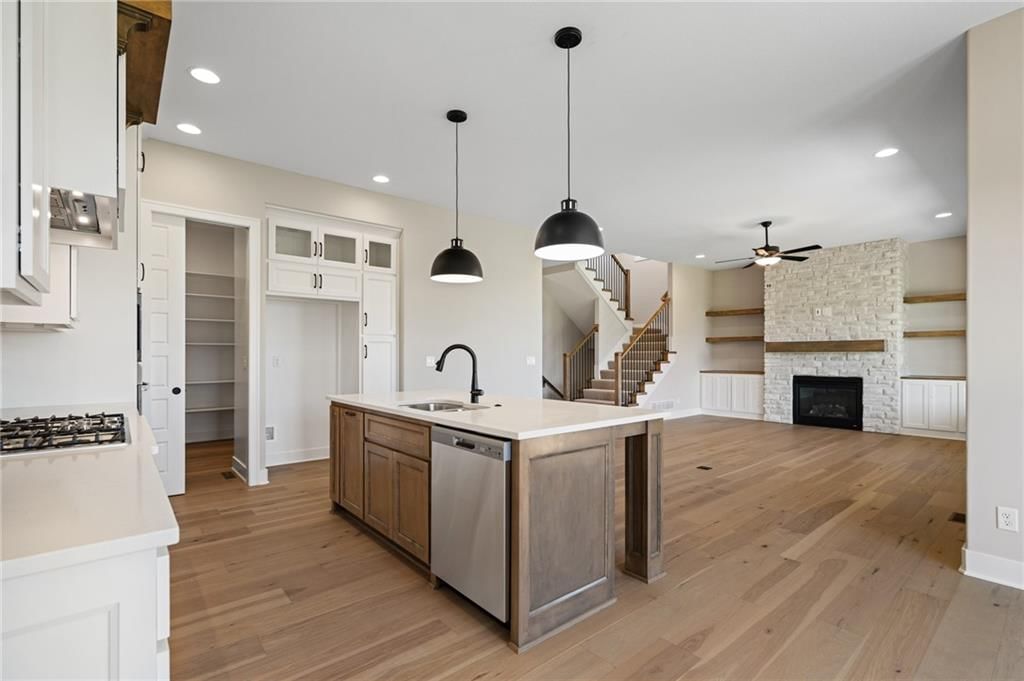 11373 S Emerald Street — photo 15