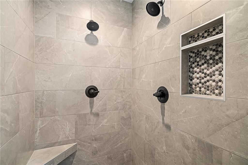 11373 S Emerald Street — photo 37