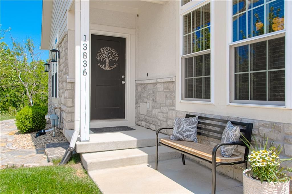 Photo 6 of 56 - 13836 W 112th Terrace