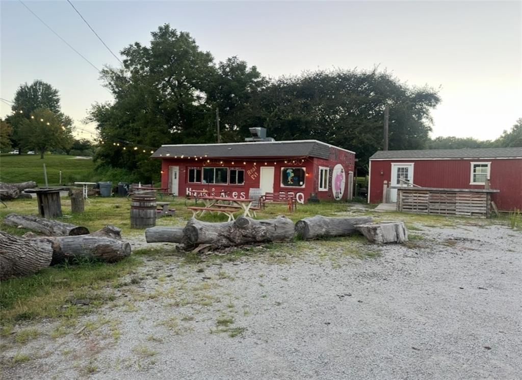 4230 Saint Joseph Avenue — photo 2