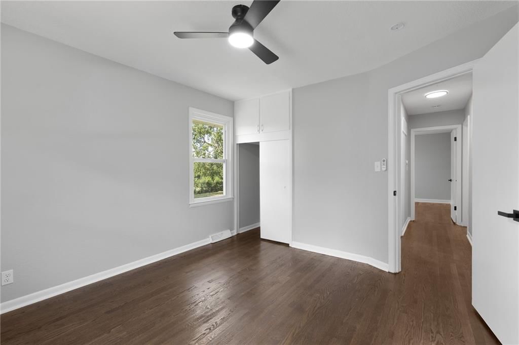 Photo 17 of 39 - 4234 N Cypress Avenue