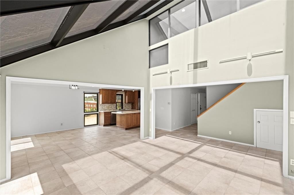 4559 Walnut Street — photo 13