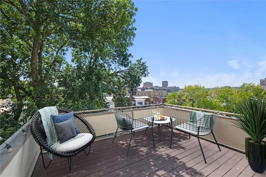 4559 Walnut Street — photo 17