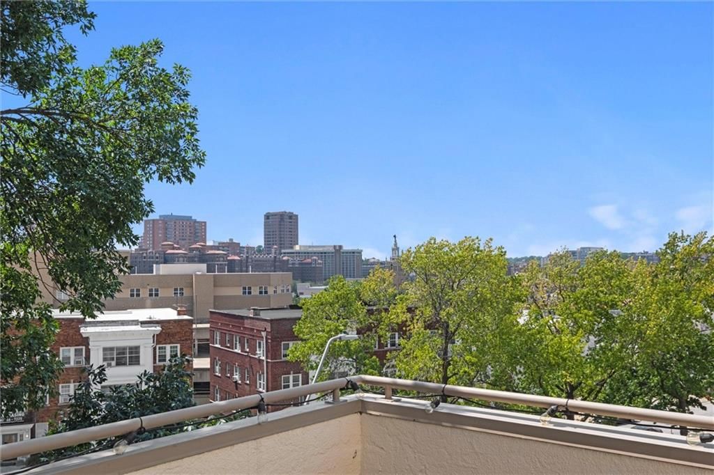 4559 Walnut Street — photo 19