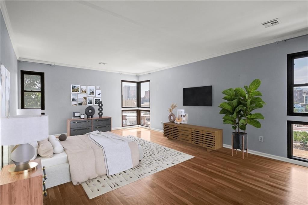 4559 Walnut Street — photo 28
