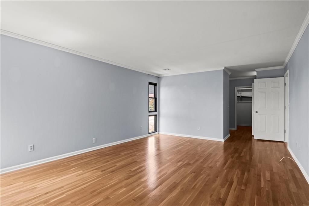 4559 Walnut Street — photo 31