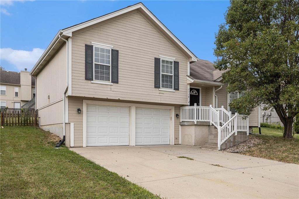 1710 Clear Creek Drive — photo 2