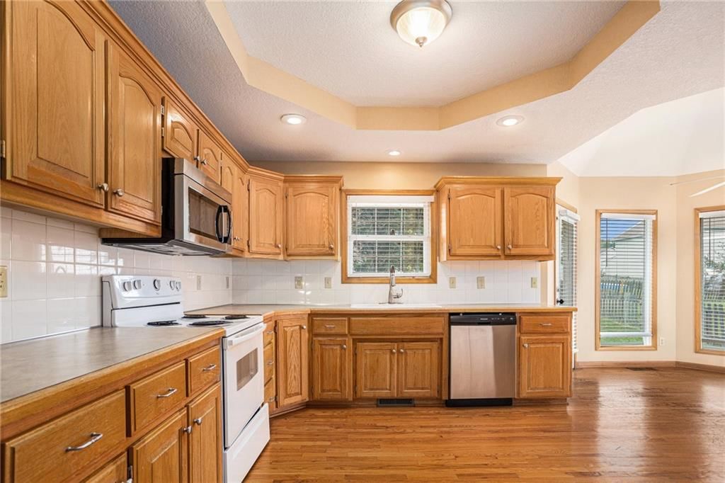 1710 Clear Creek Drive — photo 5