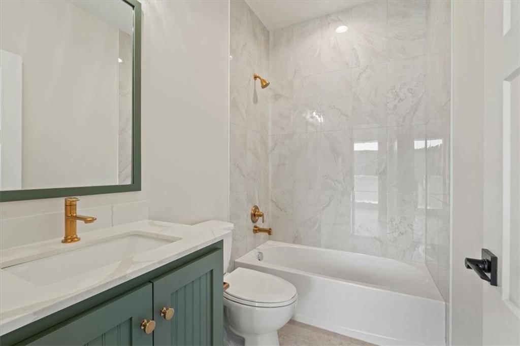 2233 SW Crown Drive — photo 4