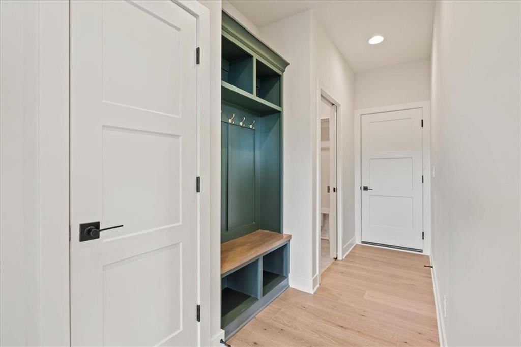2233 SW Crown Drive — photo 14
