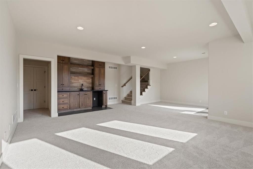 2233 SW Crown Drive — photo 21