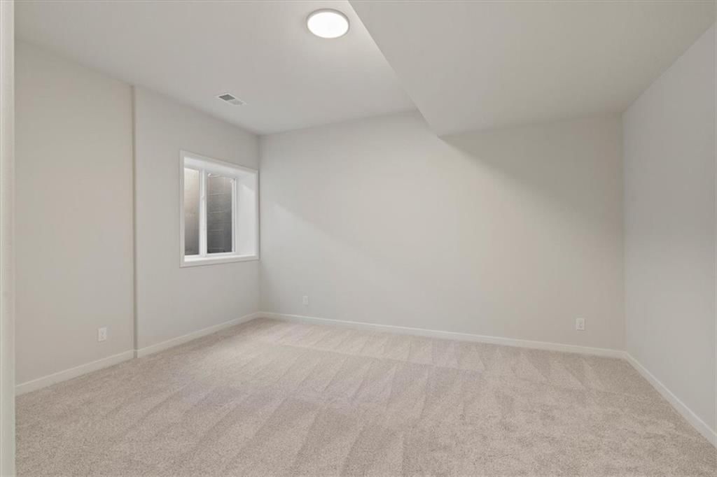 2233 SW Crown Drive — photo 24