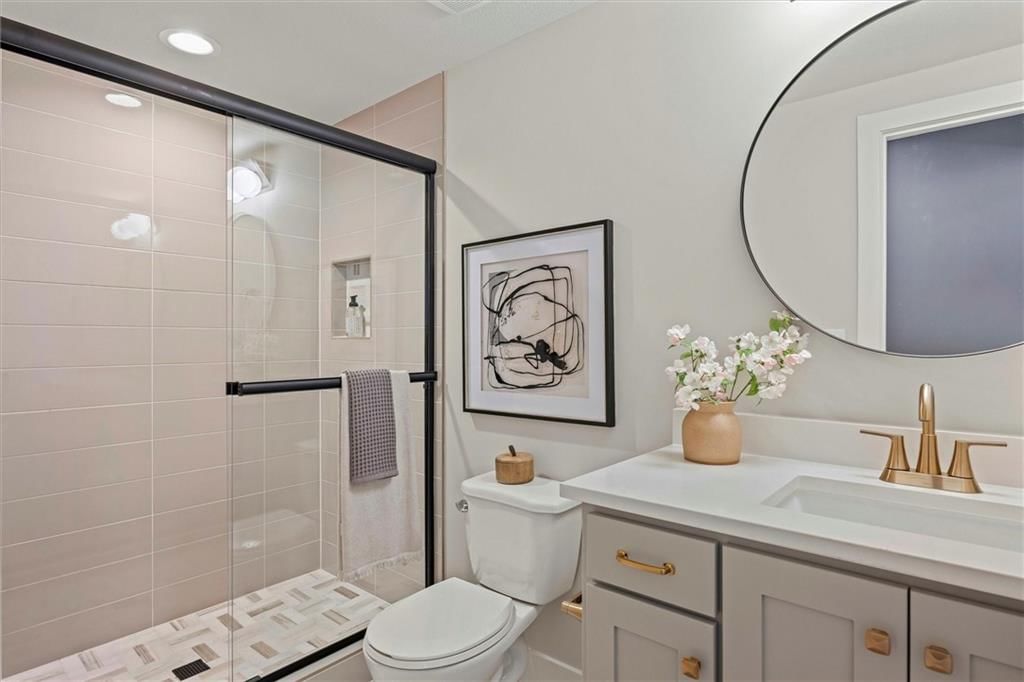 7919 Round Prairie Street — photo 45