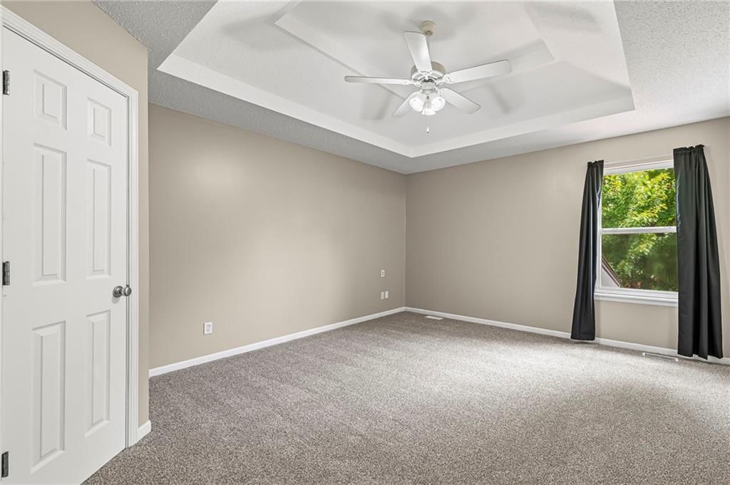 5627 N Richmond Avenue — photo 15