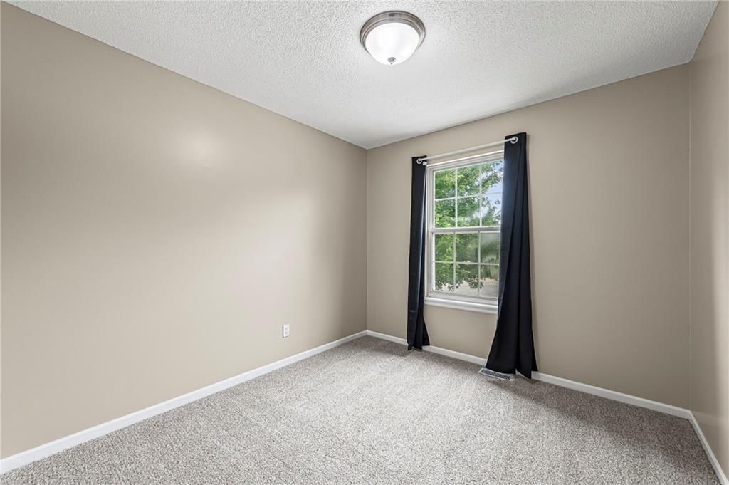 5627 N Richmond Avenue — photo 19