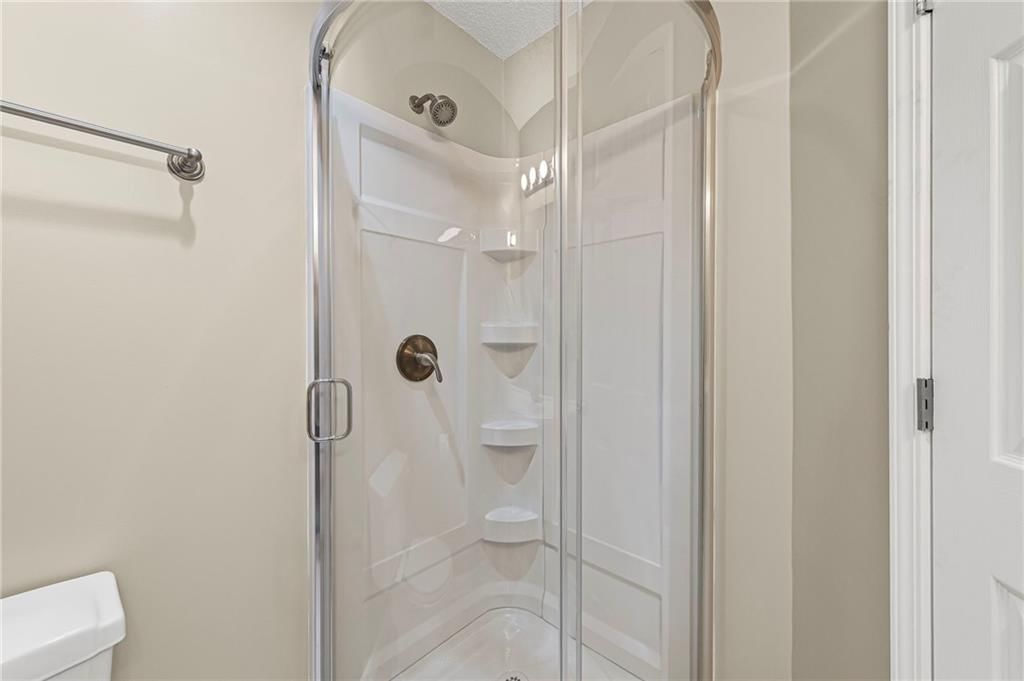 5627 N Richmond Avenue — photo 27
