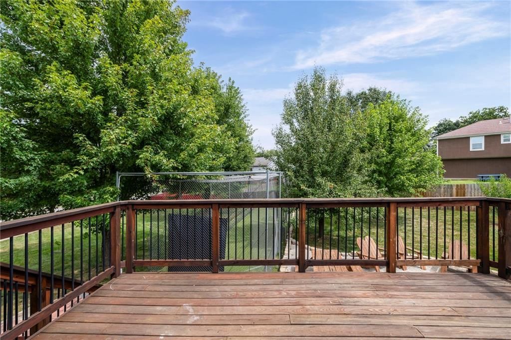 5627 N Richmond Avenue — photo 30