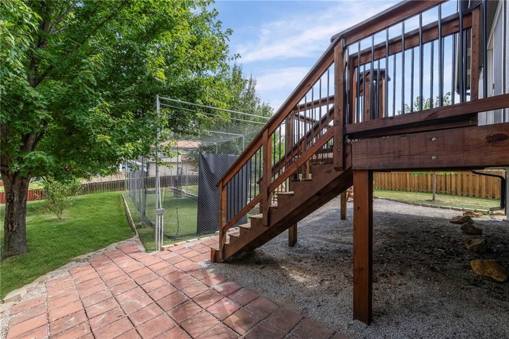 5627 N Richmond Avenue — photo 32