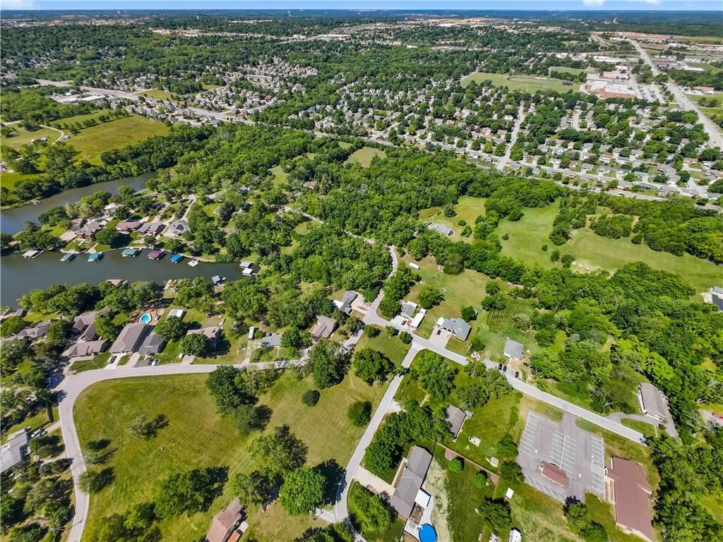 1717 NE Luther Road — photo 4