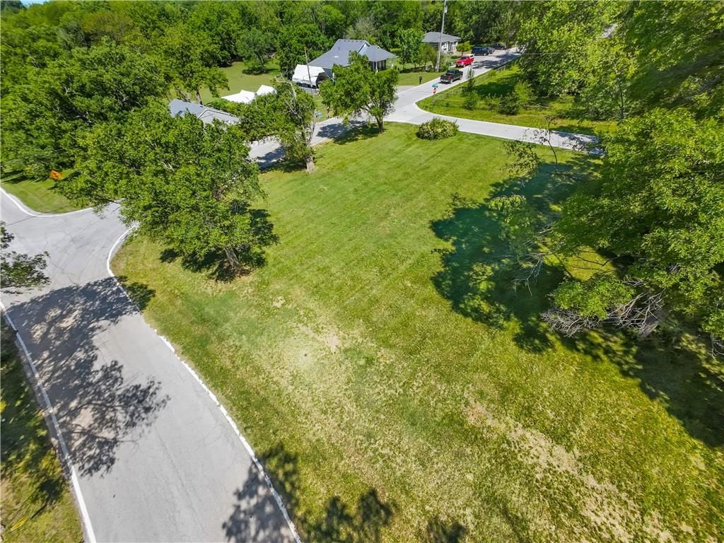 1717 NE Luther Road — photo 11