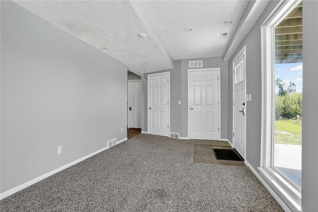Photo 19 of 26 - 32059 W 172nd Street