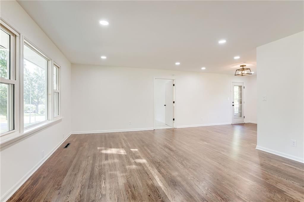 3320 Mohawk Lane — photo 5