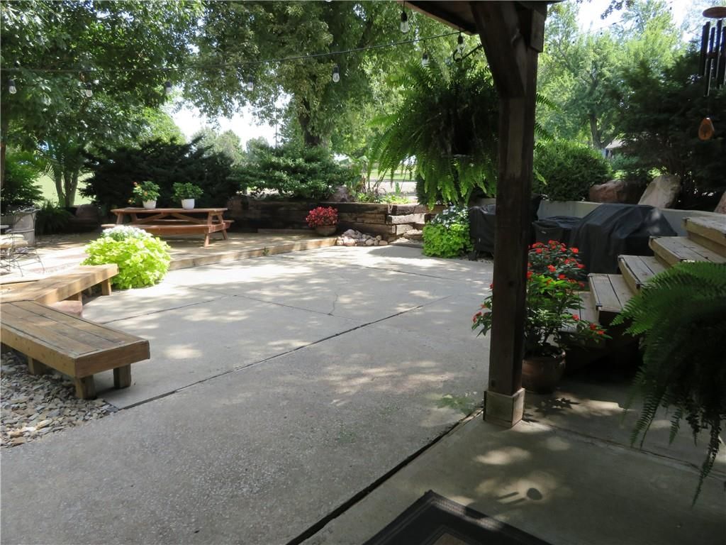212 Columbia Street — photo 62