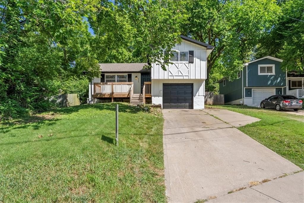 4404 Elledge Drive — photo 2