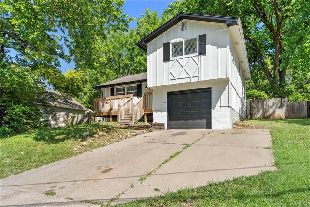 4404 Elledge Drive — photo 3