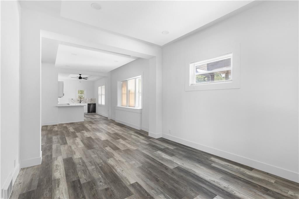 627 Sumner Avenue — photo 4