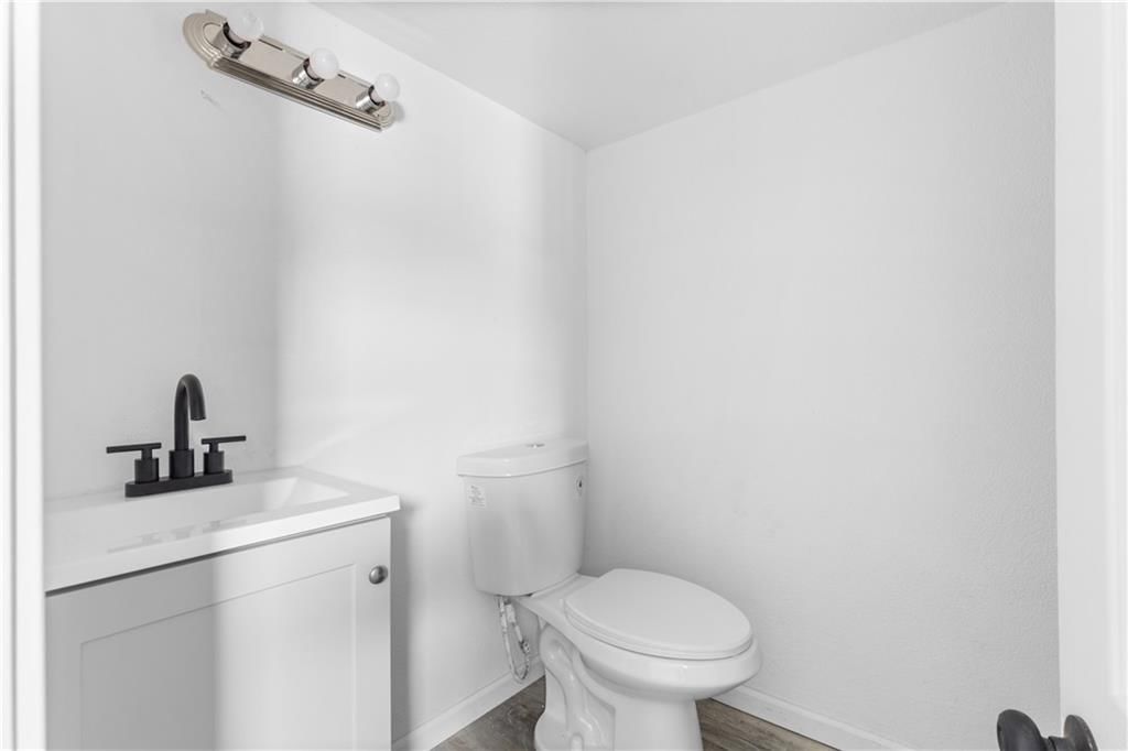 627 Sumner Avenue — photo 14