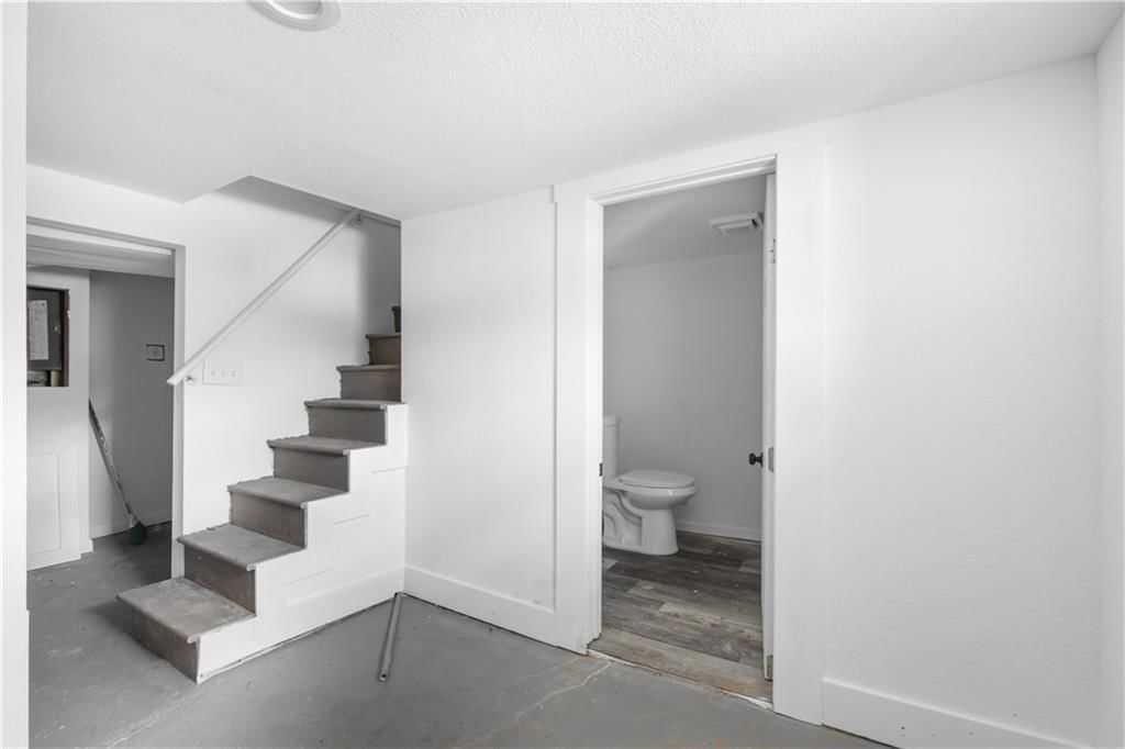 627 Sumner Avenue — photo 15