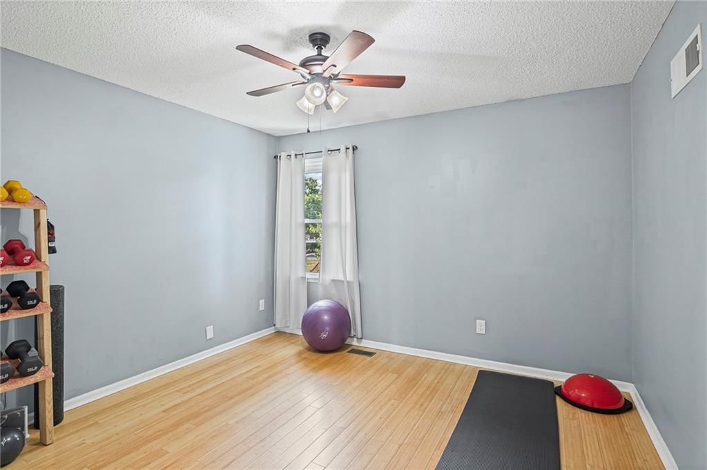 Photo 25 of 42 - 12496 S Shannan Circle