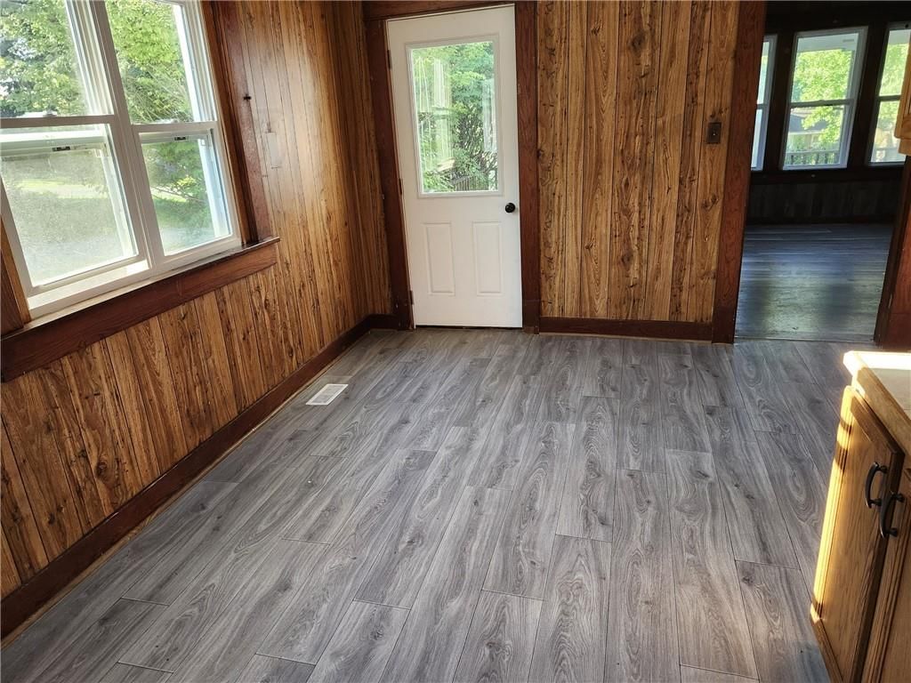 415 Commercial Street — photo 6