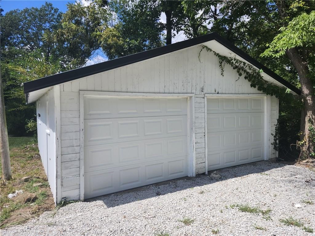 415 Commercial Street — photo 17