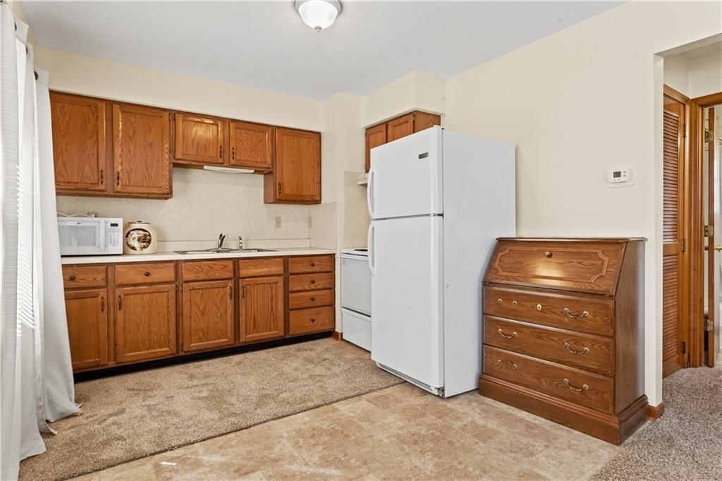 822 Dickinson Road — photo 71