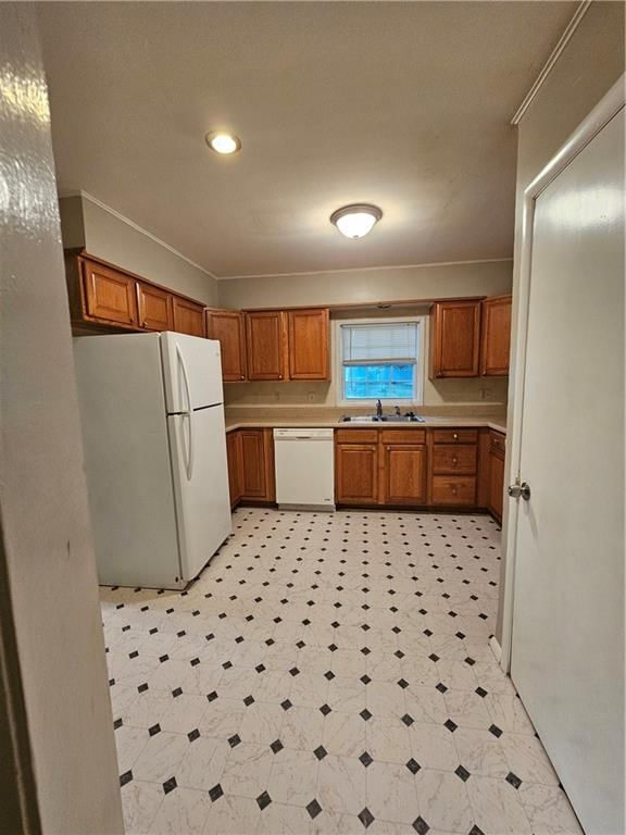 Photo 6 of 20 - 7414 E 110th Street