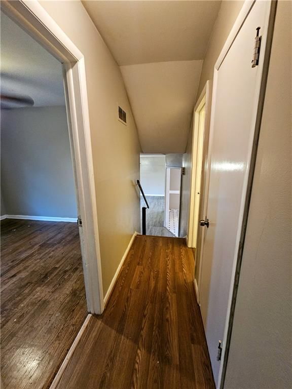 Photo 15 of 20 - 7414 E 110th Street