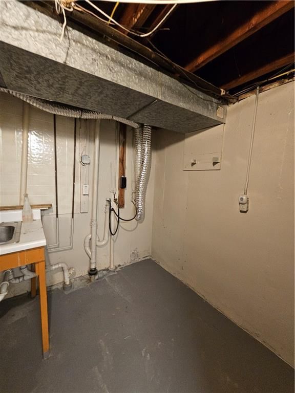 Photo 17 of 20 - 7414 E 110th Street