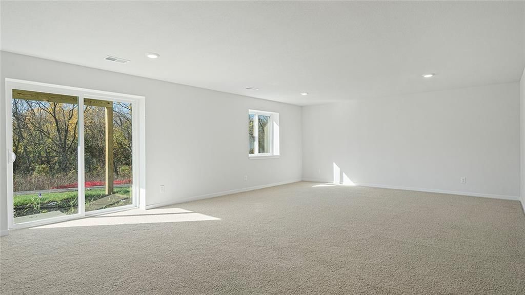 616 Izzy Way — photo 27