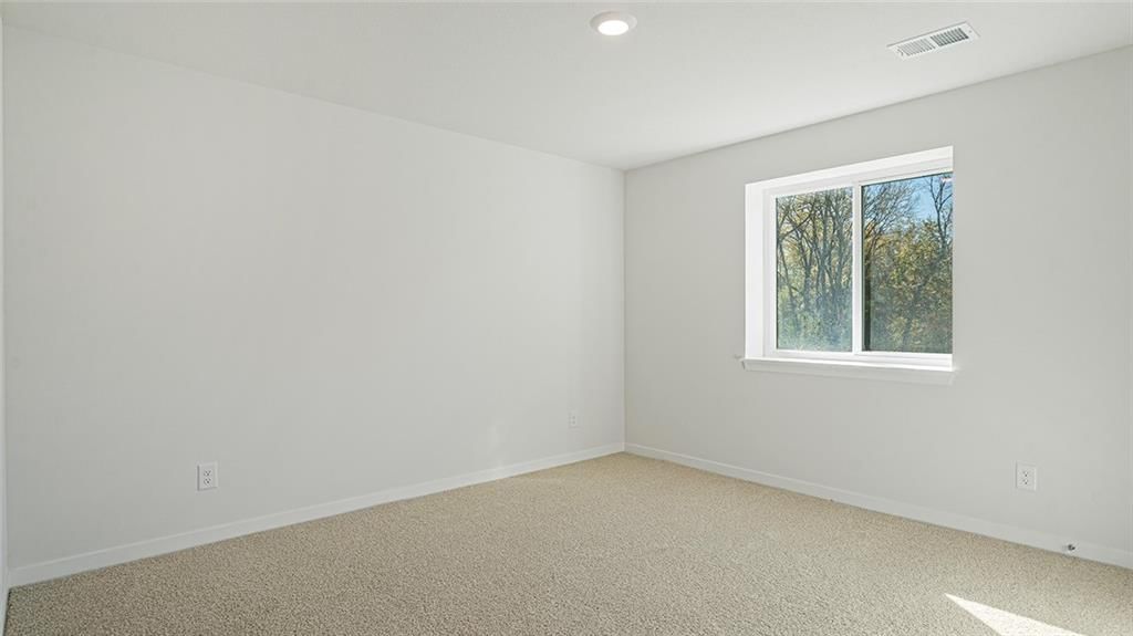 616 Izzy Way — photo 31