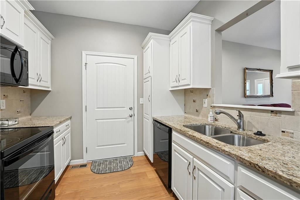 33412 Pinehurst Lane — photo 35