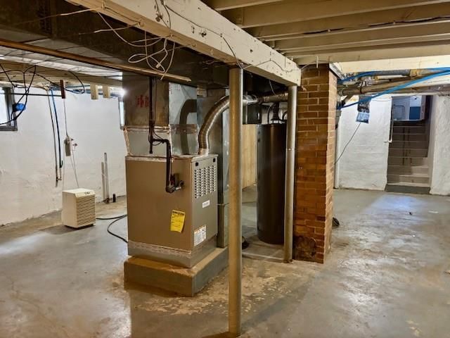 Photo 9 of 10 - 208 W Jefferson Street