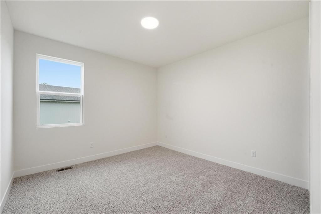 1808 Halls Creek Avenue — photo 24