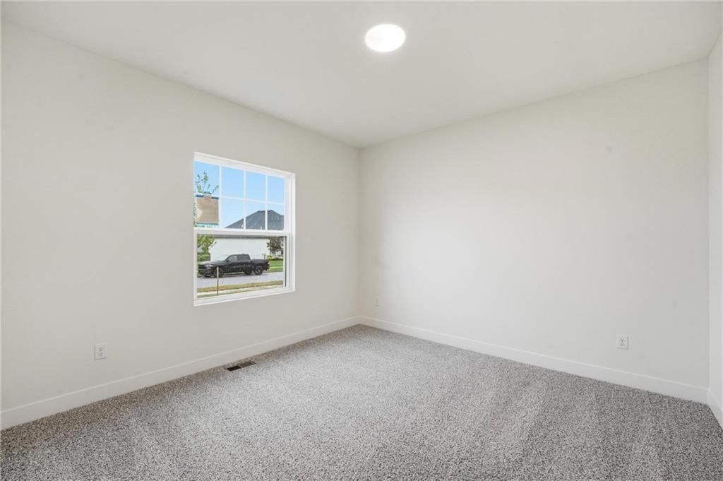 1808 Halls Creek Avenue — photo 26