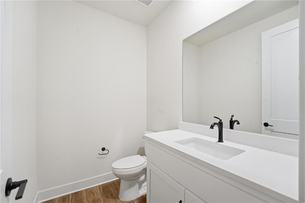 1808 Halls Creek Avenue — photo 34