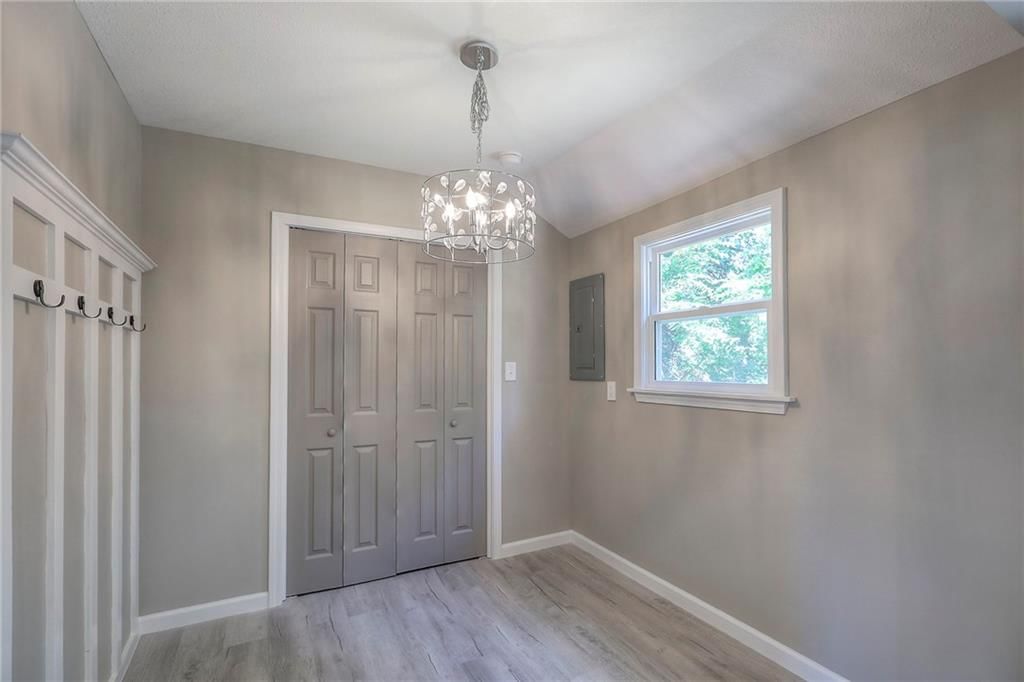 5605 Oakland Avenue — photo 11
