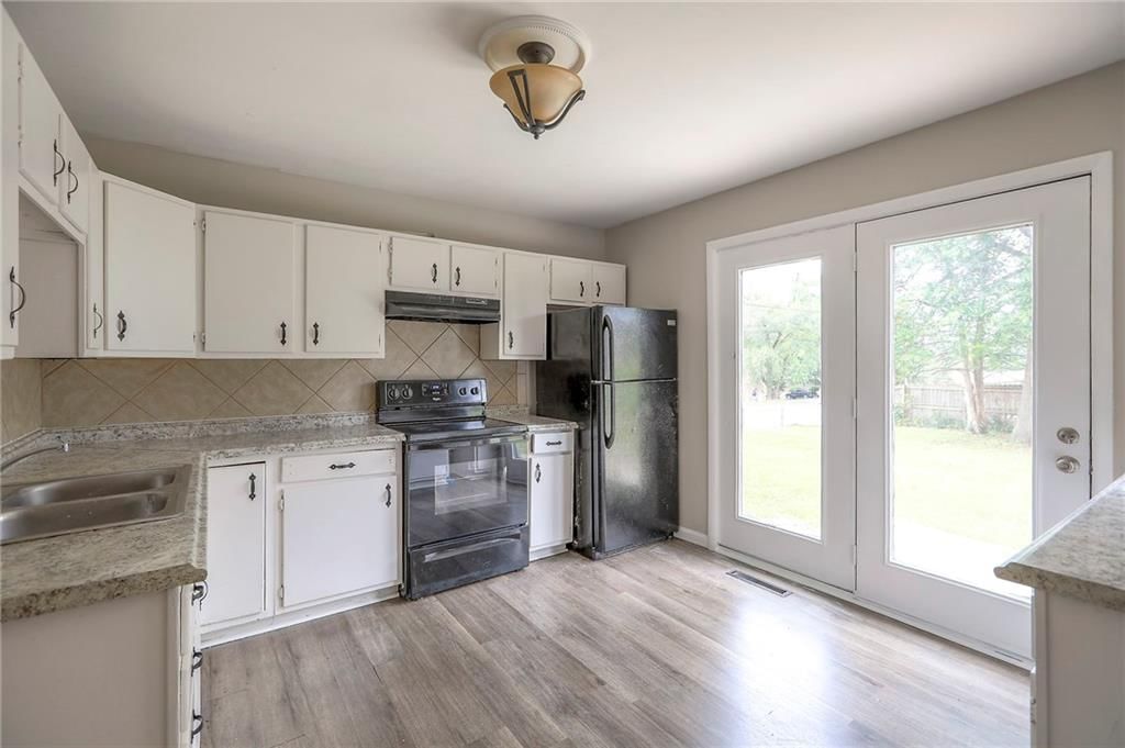 12809 E Bowen Street — photo 17