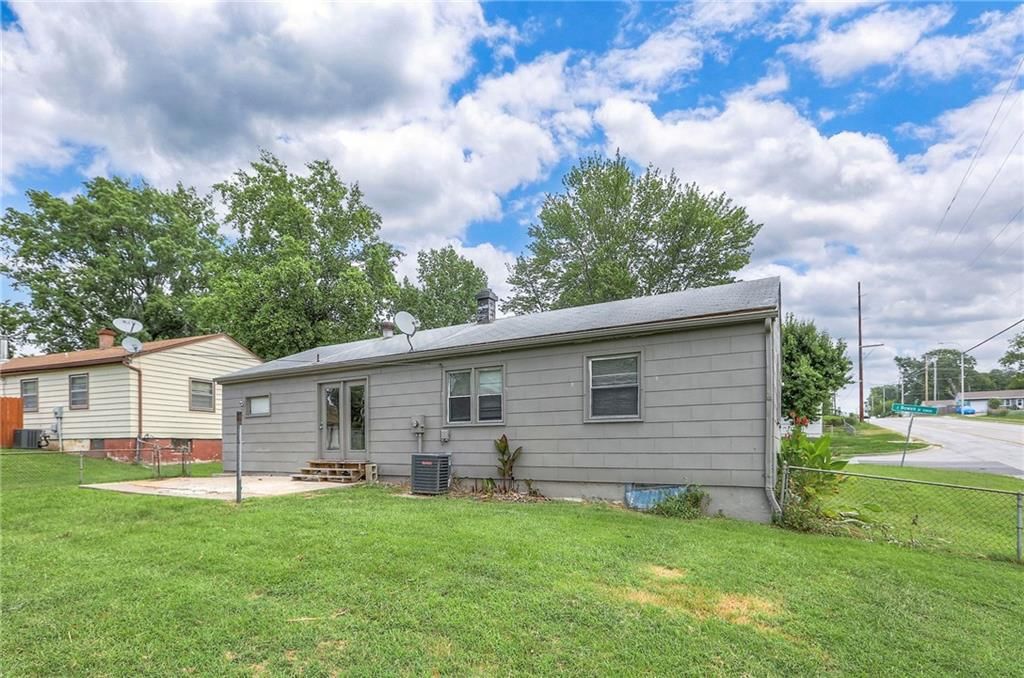 12809 E Bowen Street — photo 33